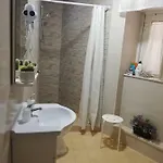 Bed and breakfast Scavi 3*